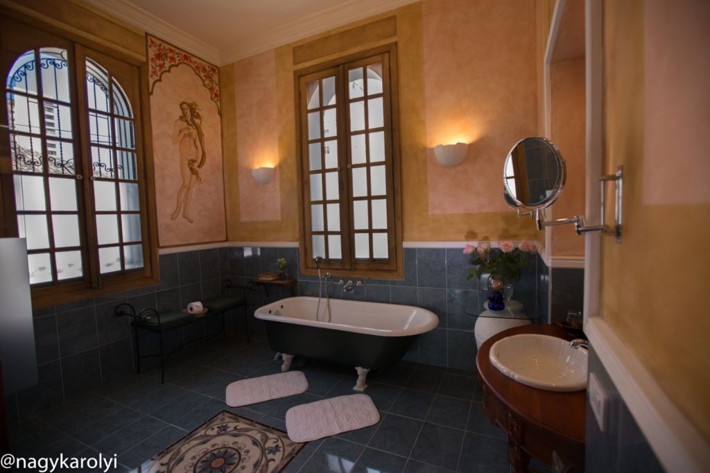 Grandmanorsuite002 1024x682 1